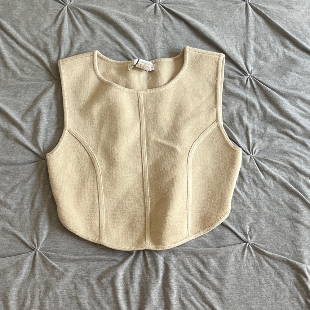NWOT House of Harlow Elegant Cream Sleeveless Top